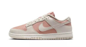 Nike Dunk Low Pink – Women’s 9.5